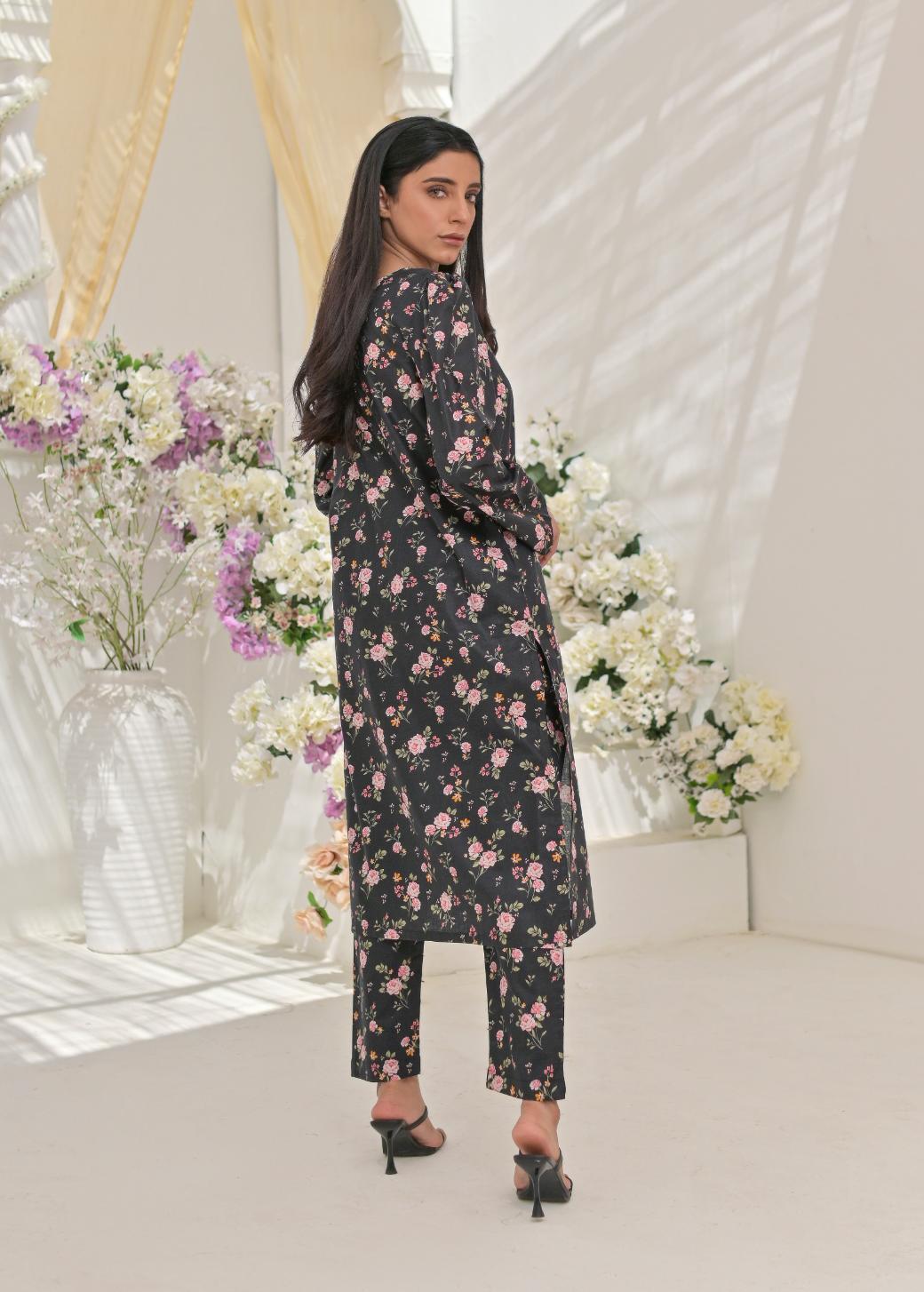 Cotton lawn 79302 blackFl5