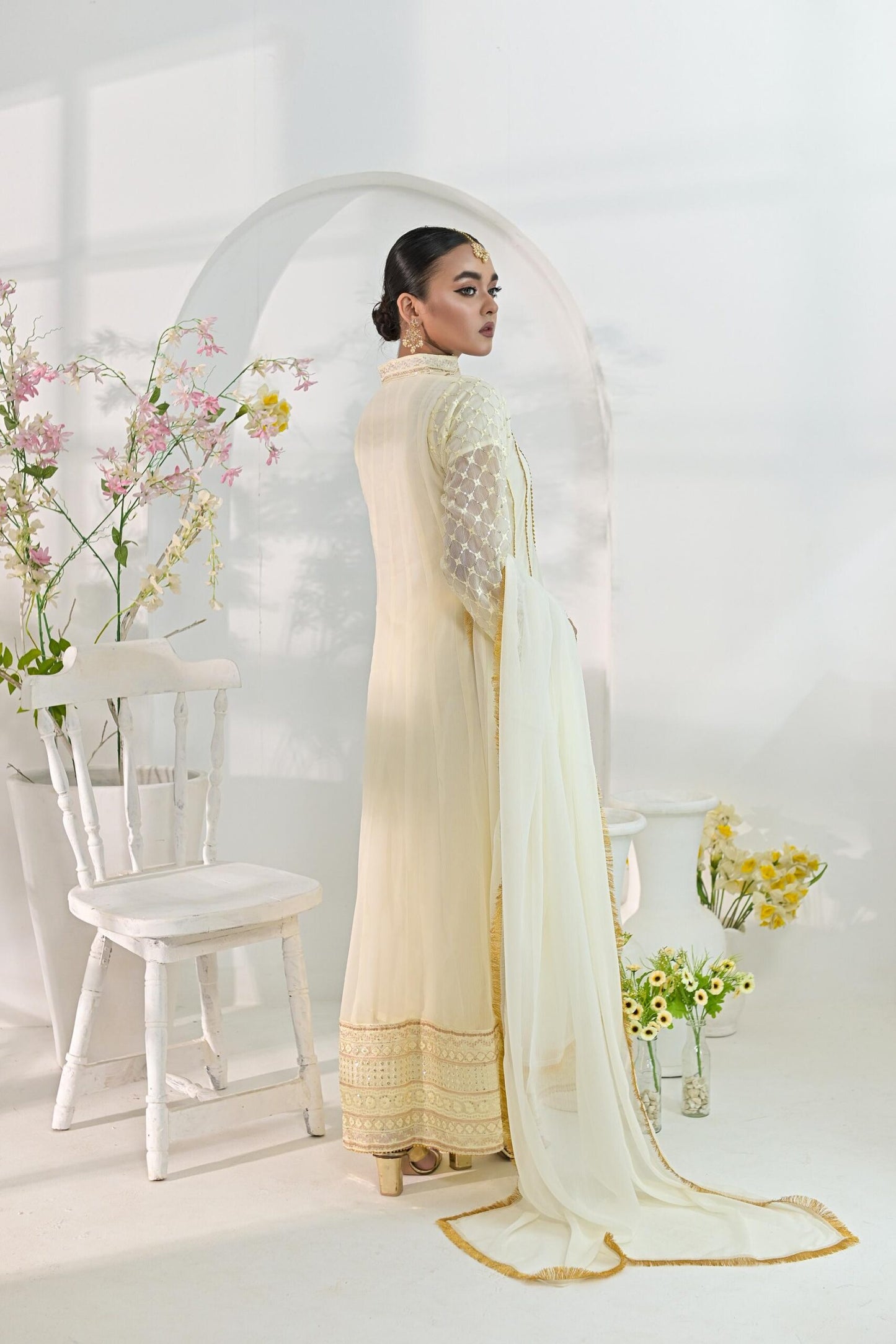 Chiffon emb kali off-white 710