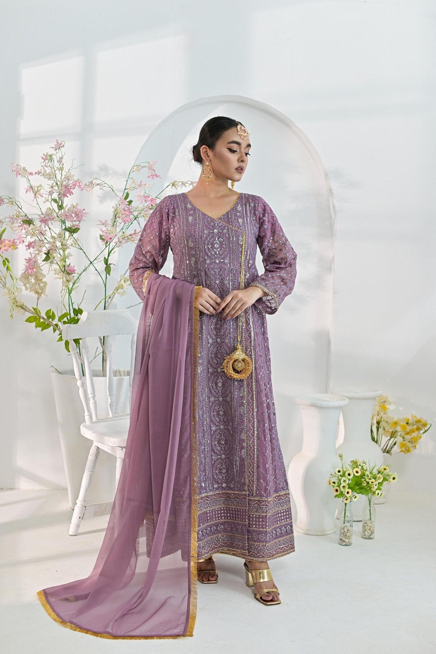 Chiffon zari emb muave 700