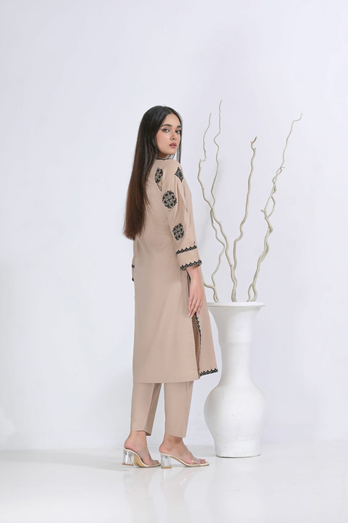 cotton Emb 2pc 1955 skin