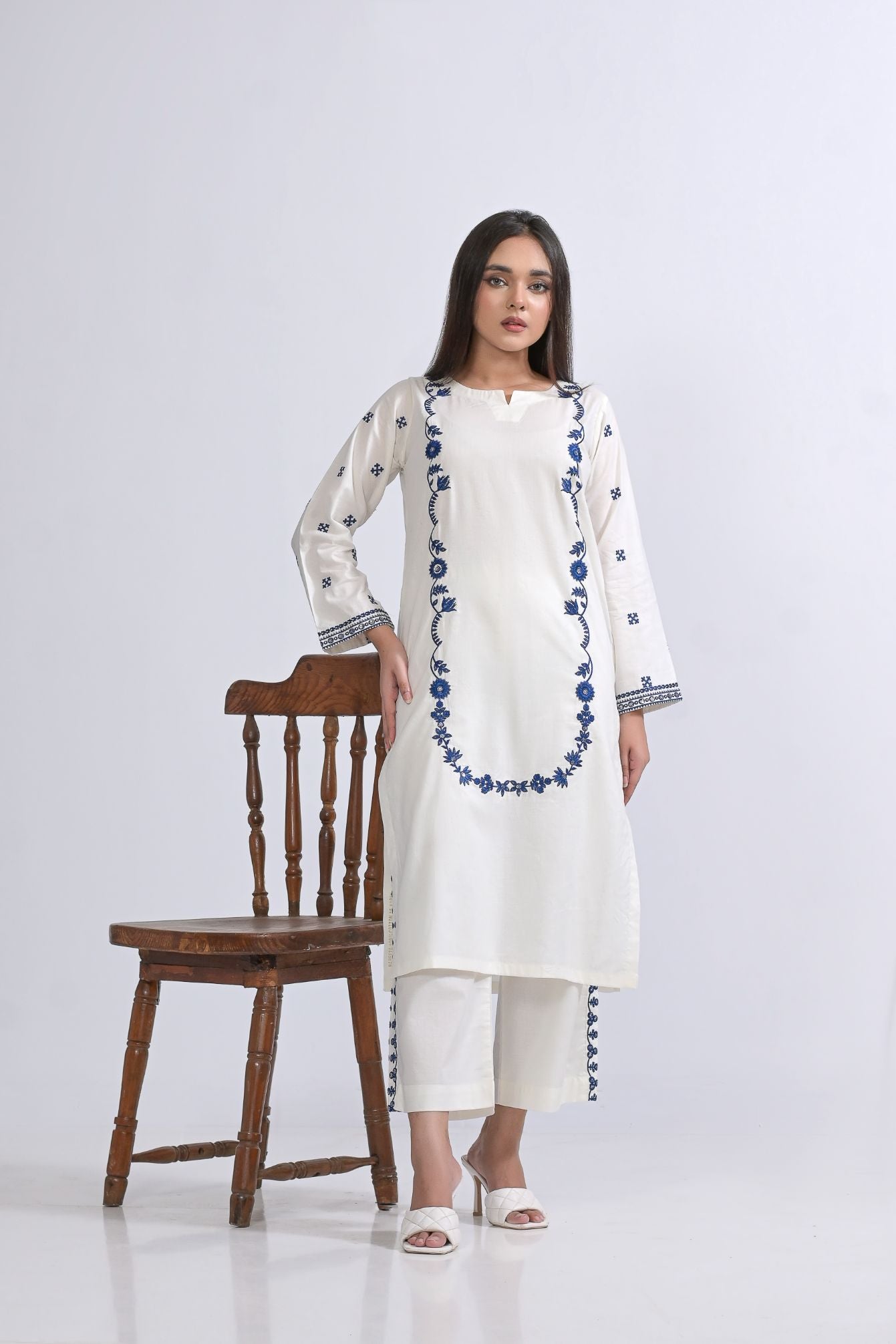 cotton Emb 2pc 1959 whiteBlu