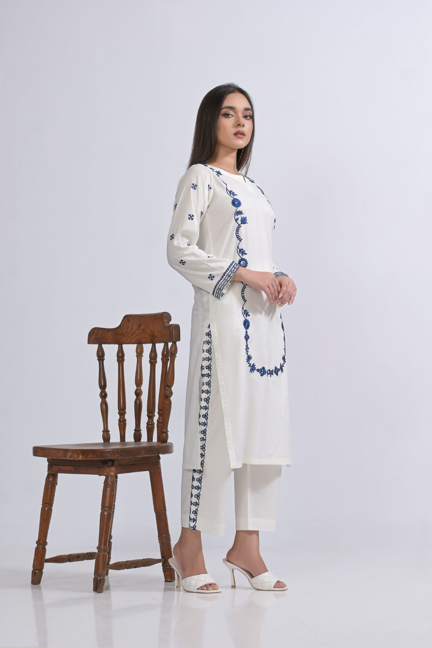 cotton Emb 2pc 1959 whiteBlu
