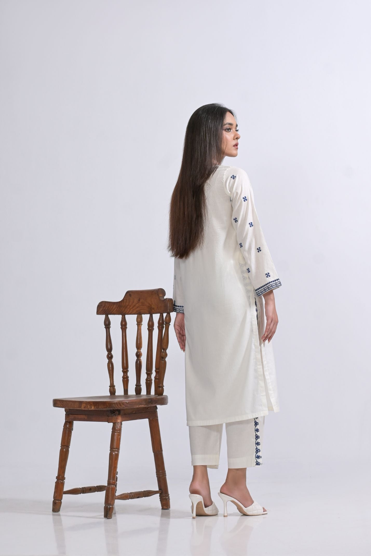 cotton Emb 2pc 1959 whiteBlu