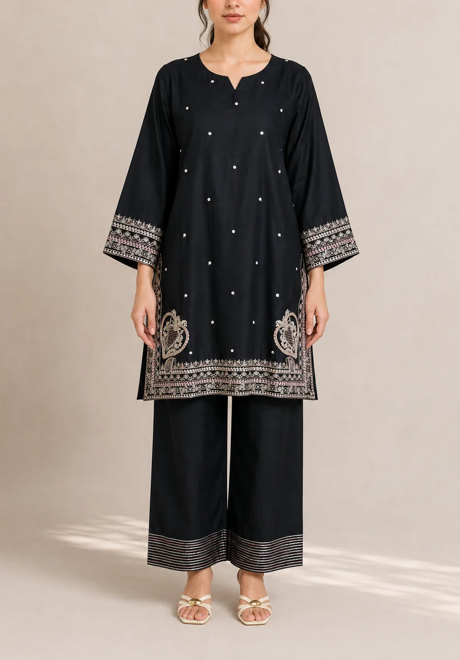 Embroidered 2pc black 456235