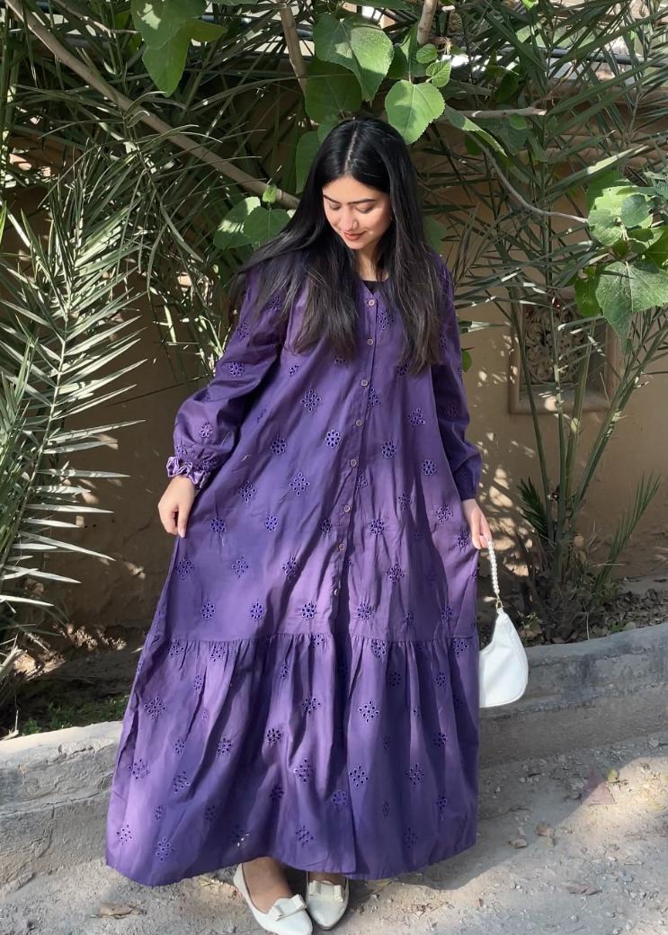 long Emb dress indigo 79030