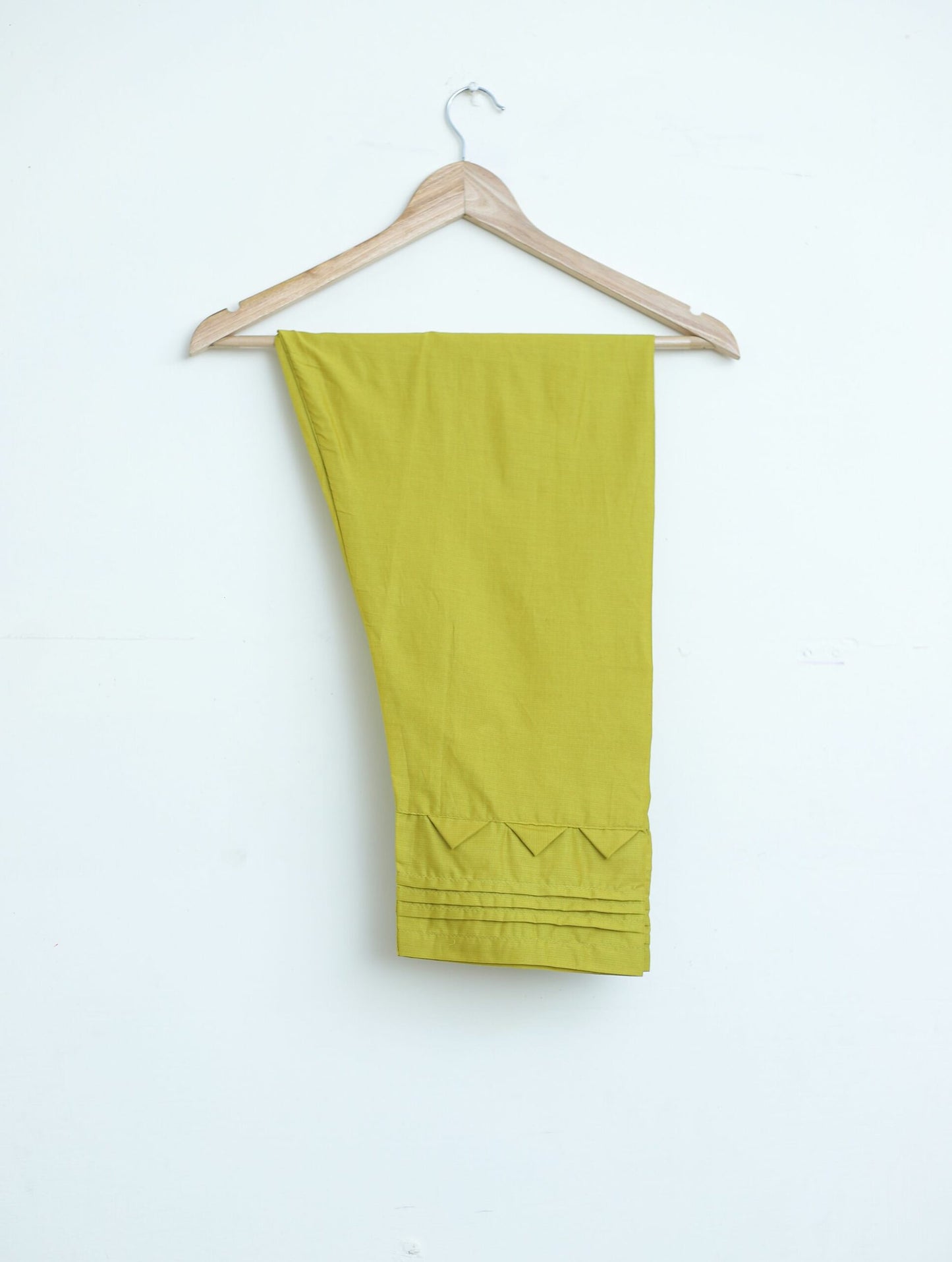 cotton lawn emb 2pc limeGreen125