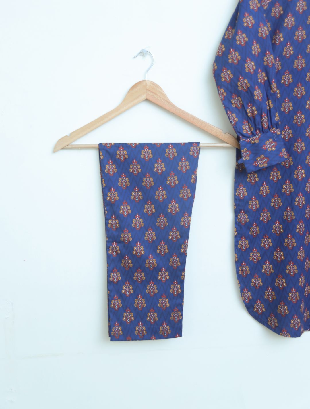 Lawn 2pc set- NavyredMotif 78655