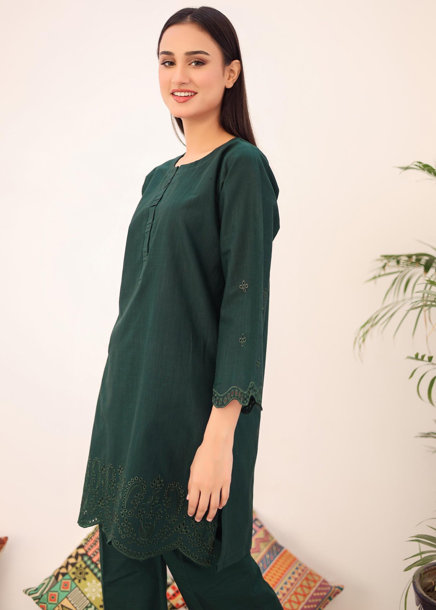 khaddar solid 2pc -79329 bottleGreen