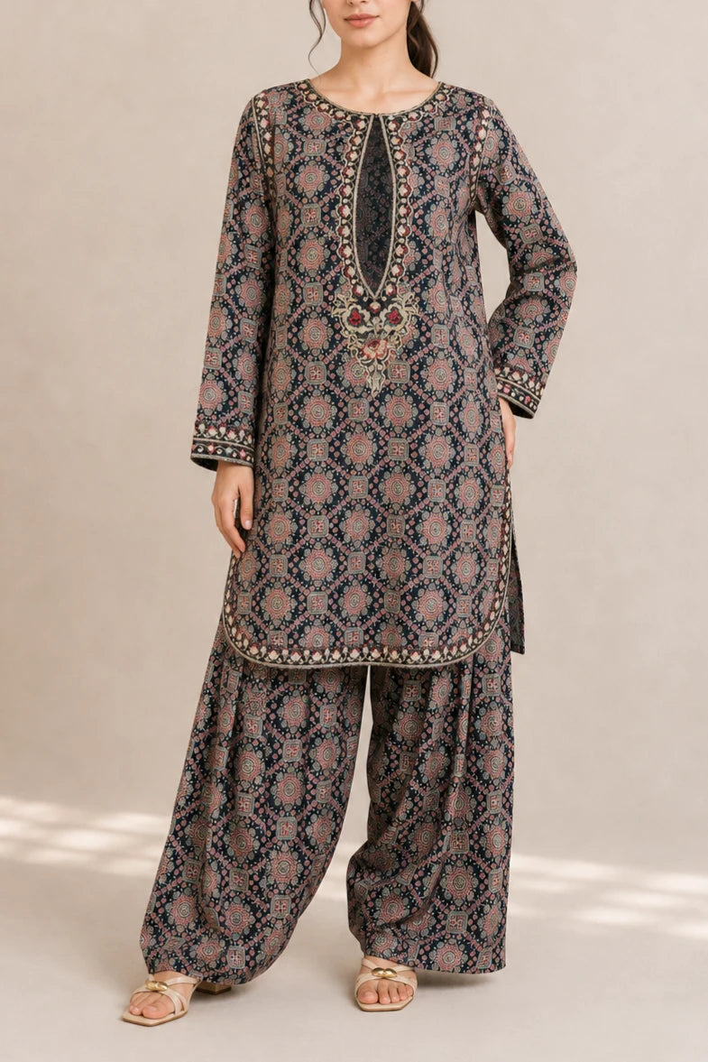 Embroidered 2pc blackArt 565612