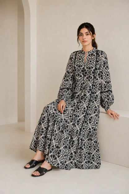 Lawn frock 855452 monochrome