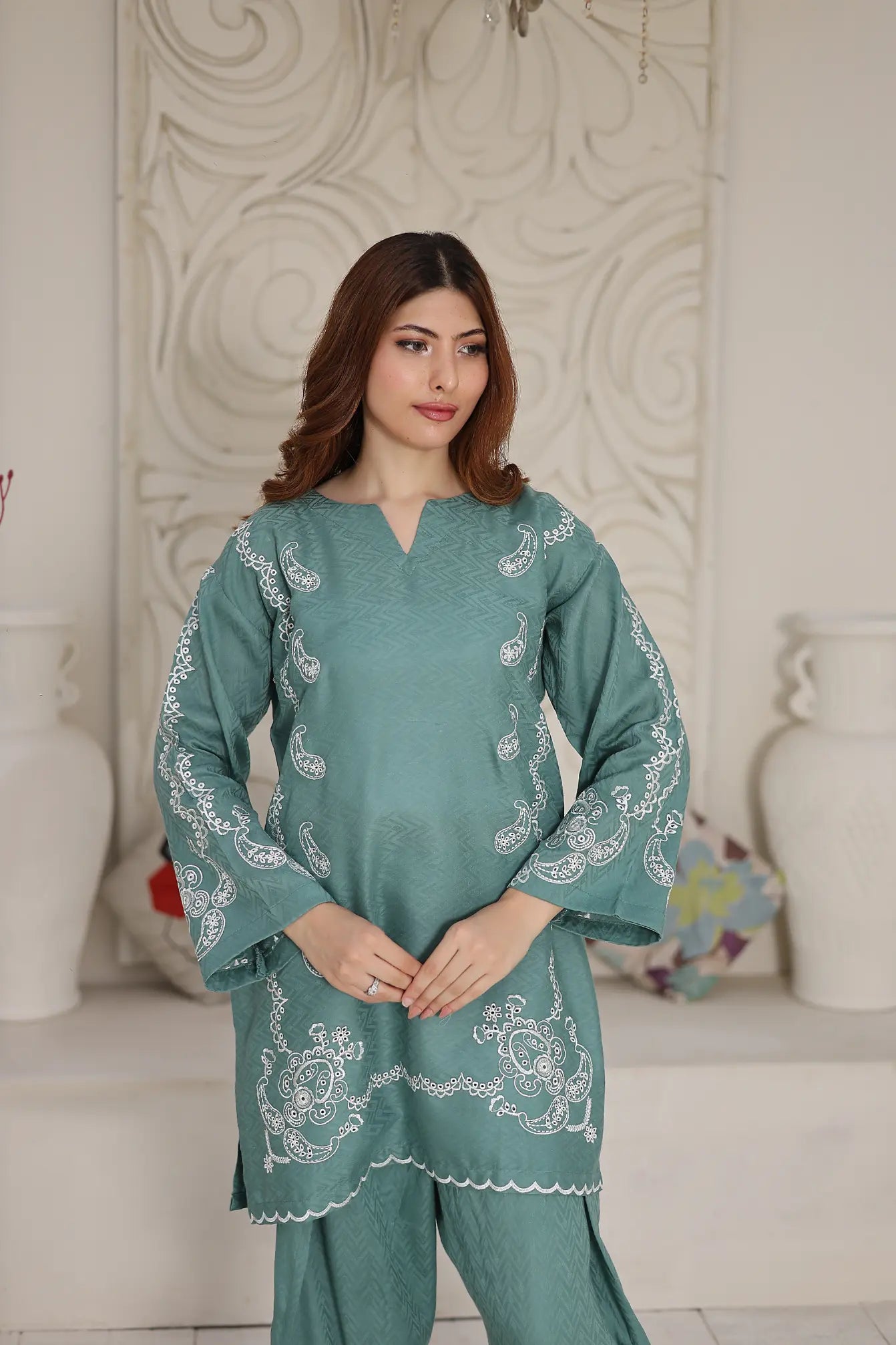 Embroidered Teal jacquard set 885511