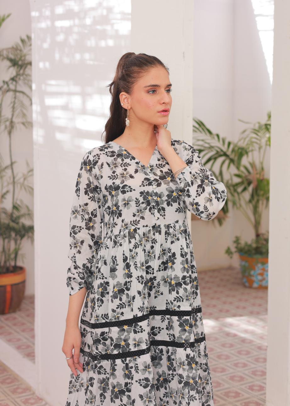 lawn frock 79737 blacknwhite