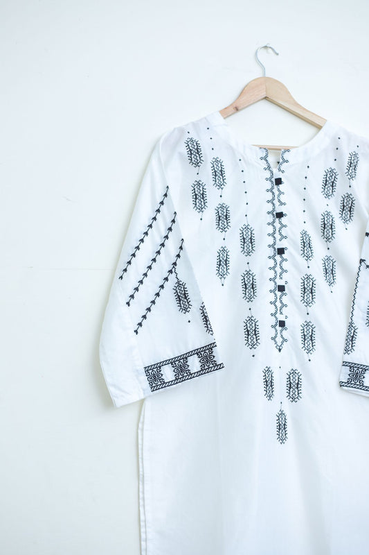 cotton lawn emb 2pc white131