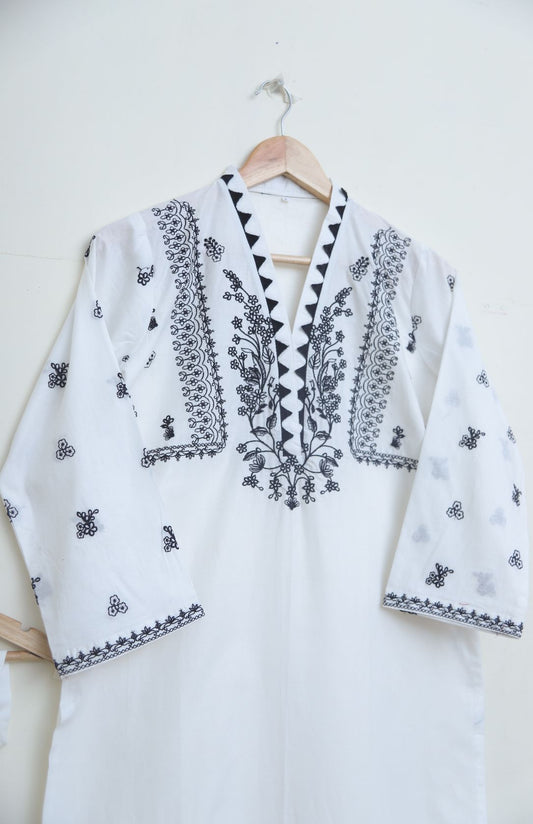Cotton Emb 2pc whiteB 1927