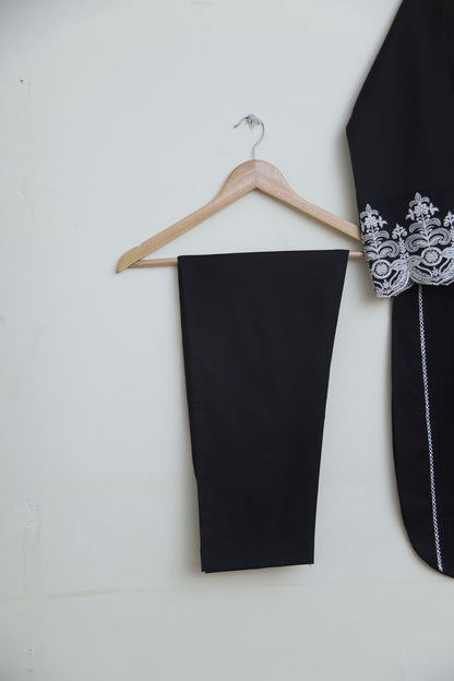 Cotton Emb 2pc black 1932